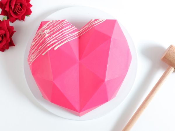 Gender Reveal Heart Smash Cake - Gender Reveal Cannon